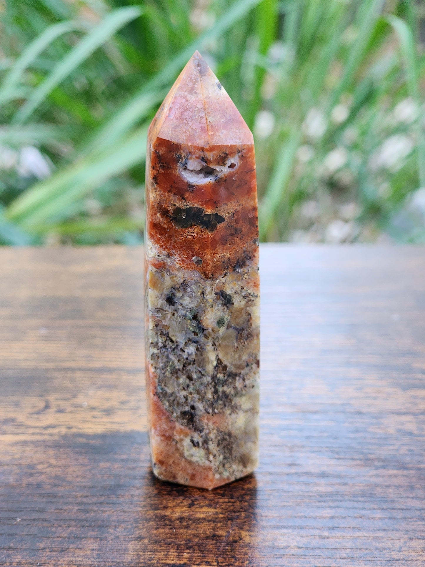 Water Grass Agate Tower