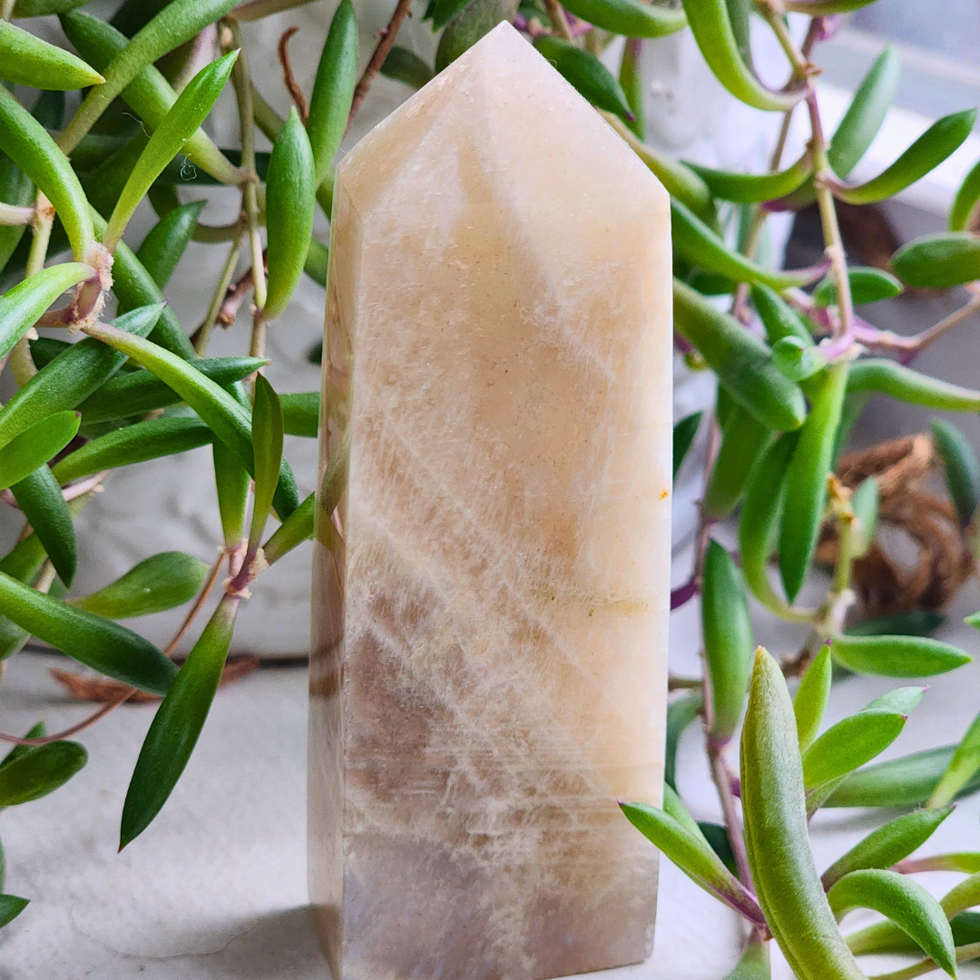 Golden Healer Quartz Tower, Medium