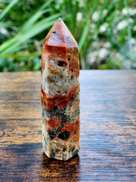 Water Grass Agate Tower